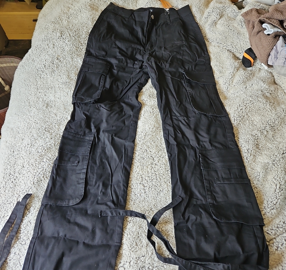 Black Women's Cargo Pants